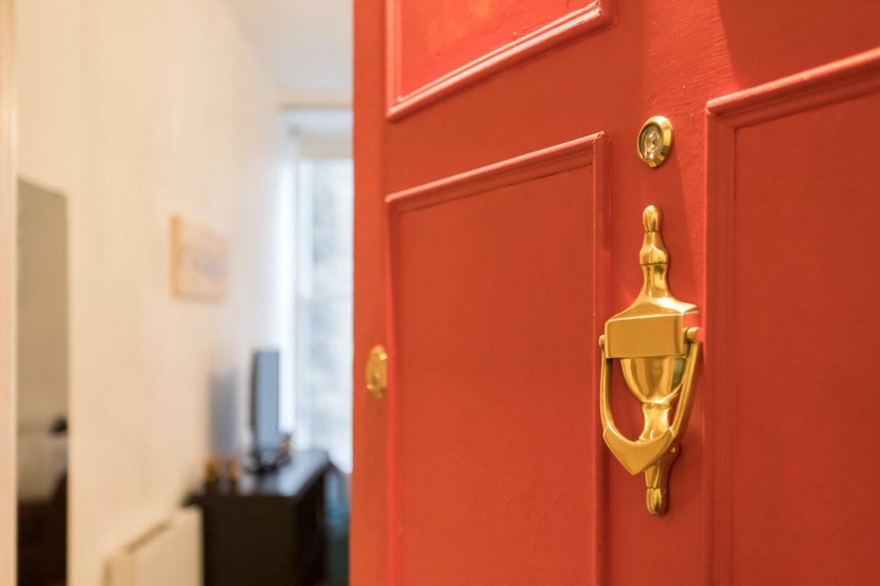 Large City Centre Apartment パース エクステリア 写真