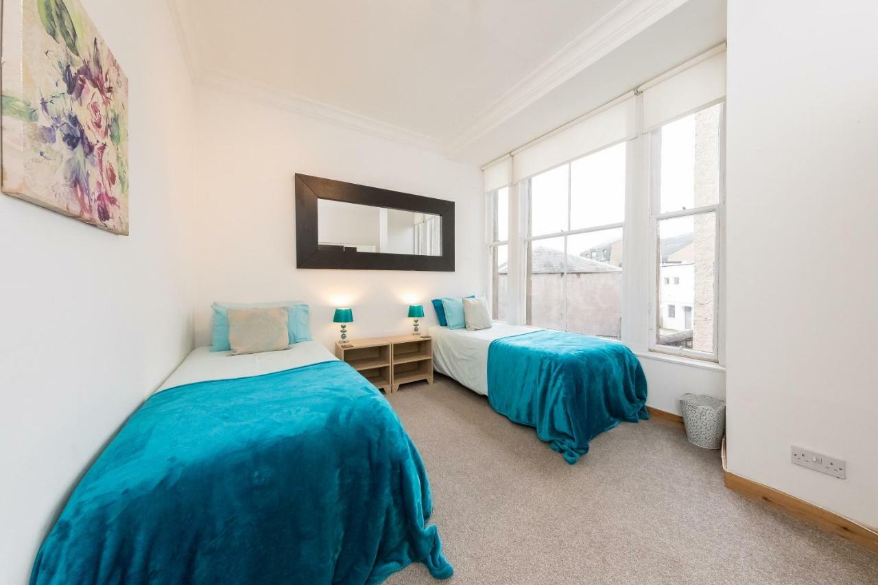 Large City Centre Apartment パース エクステリア 写真